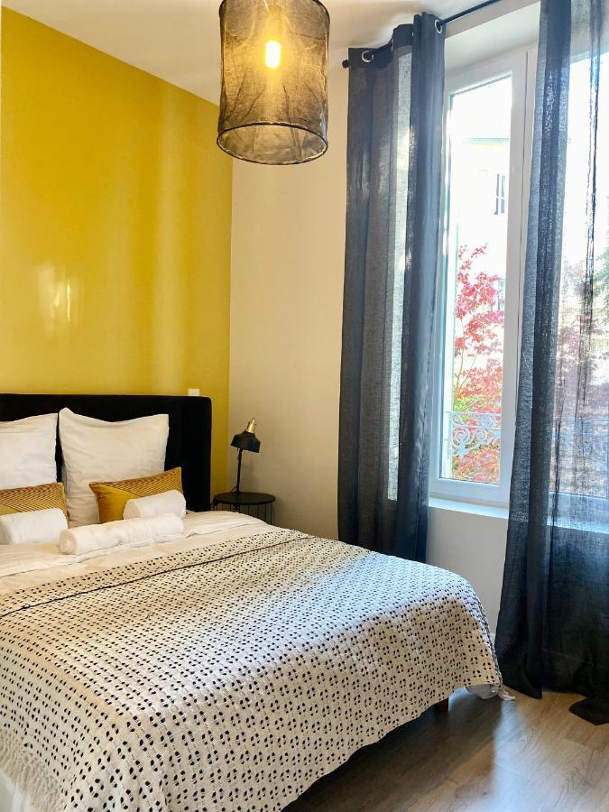 La note dorée Vichy Extérieur photo